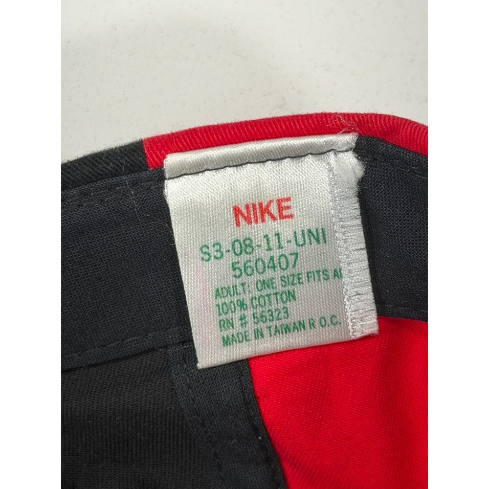 Vintage Nike Air Jordan Snapback Hat Red Black Split Jumpman 90s Cap S3-08-11 - Picture 8 of 8